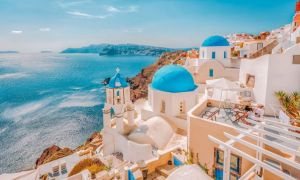 Ministrului Turismului din Grecia către turiștii români: ”Sunteţi bineveniţi să veniți fără niciun fel de birocraţie”