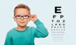 Proiect în Parlament: Elevii ar putea beneficia de controale oftalmologice GRATUITE 