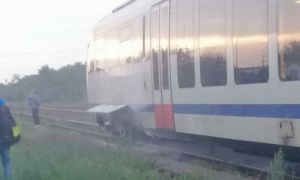 Panică într-un TREN plecat din București spre Constanța. Călătorii au fost dați jos de urgență pe câmp
