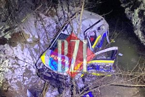 Iași: o mașină de Poliție a plonjat în râu în timpul unei misiuni