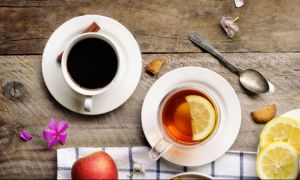 Studiu: Beneficiile consumului de CAFEA, ceai și apă plată