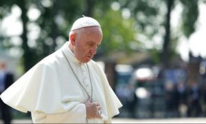 Papa Francisc, INTERNAT din nou în spital