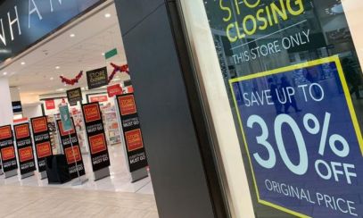 O cunoscută linie de magazine din România se închide. Sute de angajați vor fi dați afară