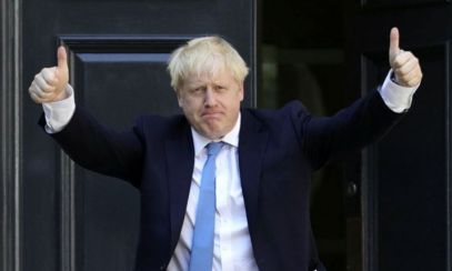 Gestul inedit făcut de Boris Johnson pentru a încuraja VACCINAREA