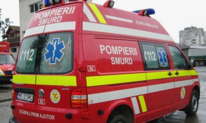 Bebeluș născut în ambulanța SMURD în curtea unui spital