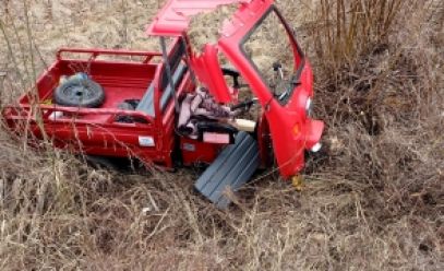 TRAGEDIE în Dâmbovița, după ce 3 bărbați s-au răsturnat cu un triciclu electric