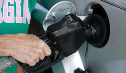 Cât COSTĂ benzina şi motorina în România faţă de alte ţări